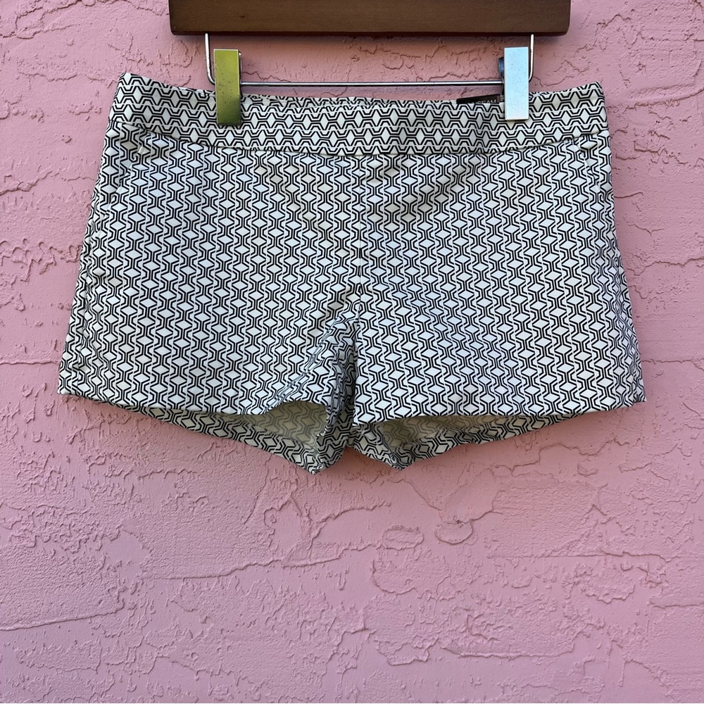NEW Express Shorts Geometric NWT Size 10